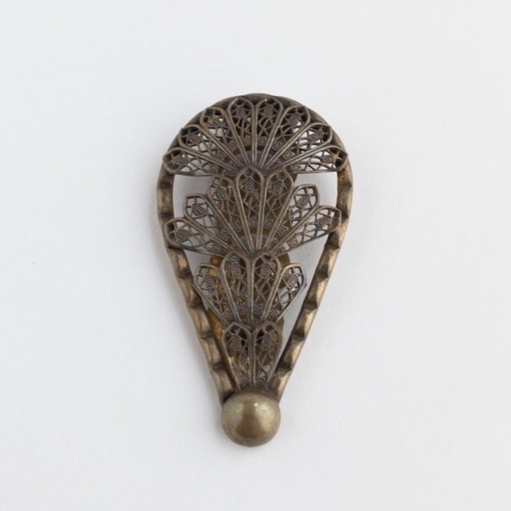 Vintage Dress Clip Flower Floral Motif Filigree Design Brass Vintage 1940s